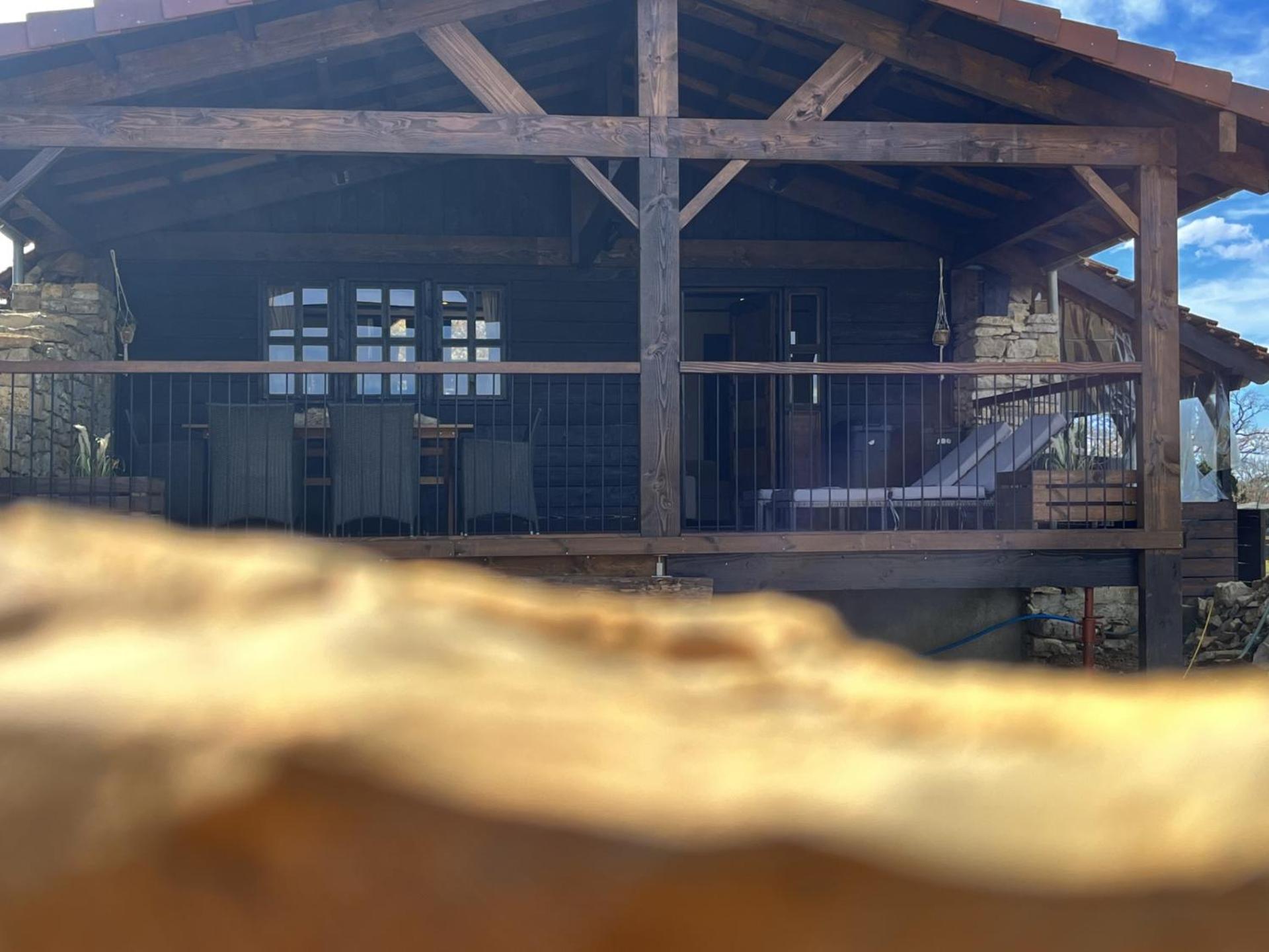 Gite La Borie Fons  Buitenkant foto