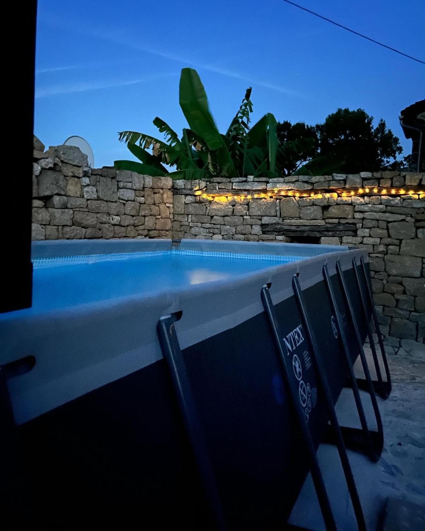 Gite La Borie Fons  Buitenkant foto